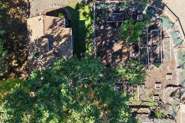 965 Old Ferry Road, Shady Cove, OR 97539