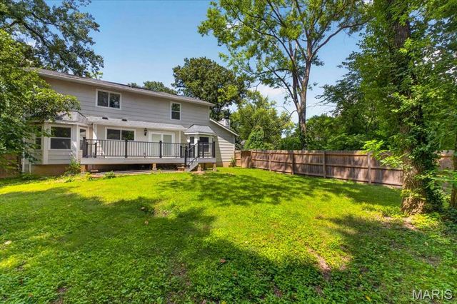 11330 Elzey Street, Creve Coeur, MO 63141