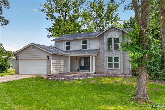 11330 Elzey Street, Creve Coeur, MO 63141