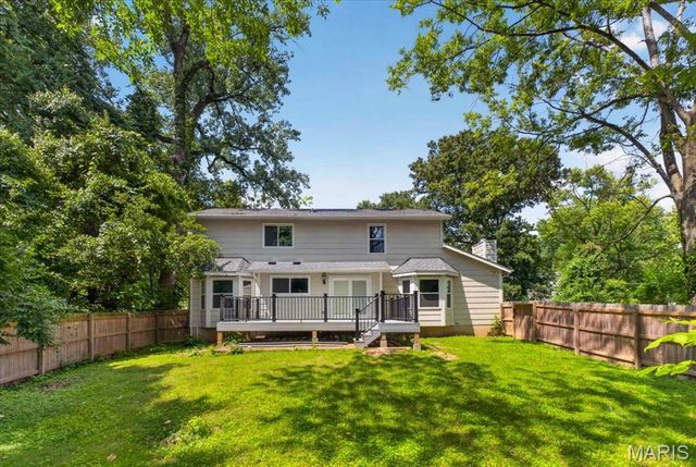 11330 Elzey Street, Creve Coeur, MO 63141