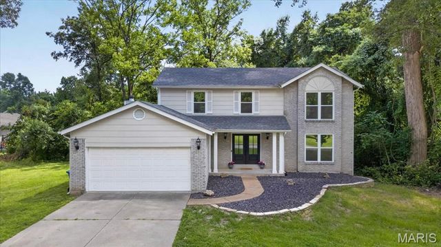 11330 Elzey Street, Creve Coeur, MO 63141