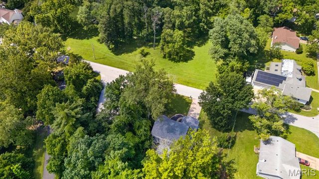 11330 Elzey Street, Creve Coeur, MO 63141