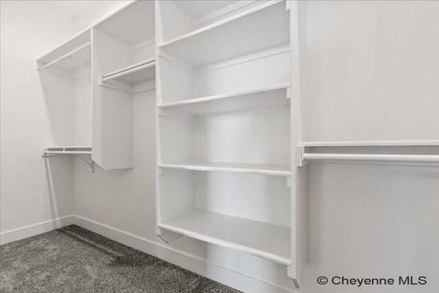 1218 PHIPPS AVE, Cheyenne, WY 82001