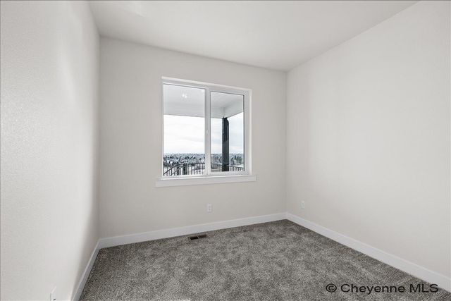 1218 PHIPPS AVE, Cheyenne, WY 82001