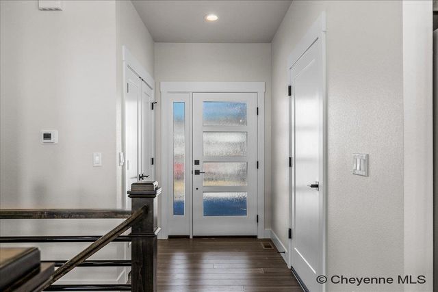 1218 PHIPPS AVE, Cheyenne, WY 82001