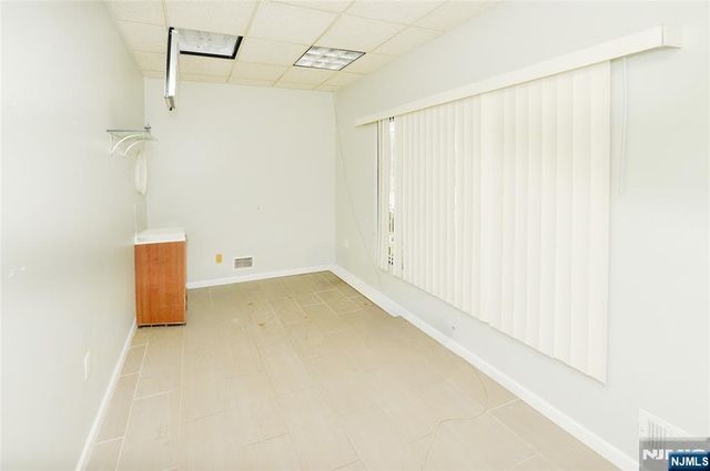 1005-1009 S Maple Avenue, Glen Rock, NJ 07452