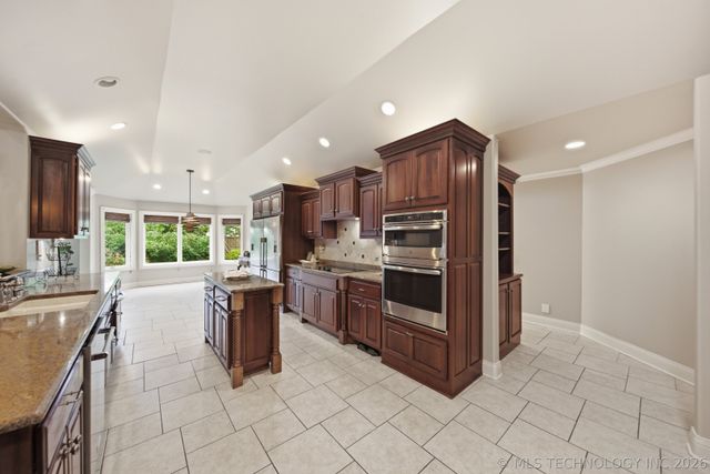 5634 S Delaware Avenue, Tulsa, OK 74105