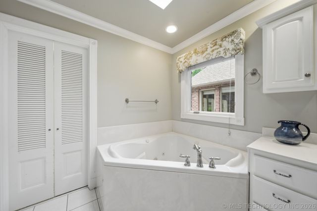 5634 S Delaware Avenue, Tulsa, OK 74105