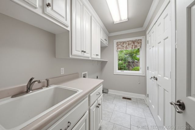 5634 S Delaware Avenue, Tulsa, OK 74105