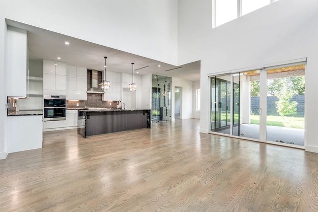 4707 Cowan Avenue, Dallas, TX 75209