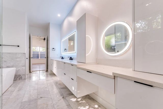 4707 Cowan Avenue, Dallas, TX 75209