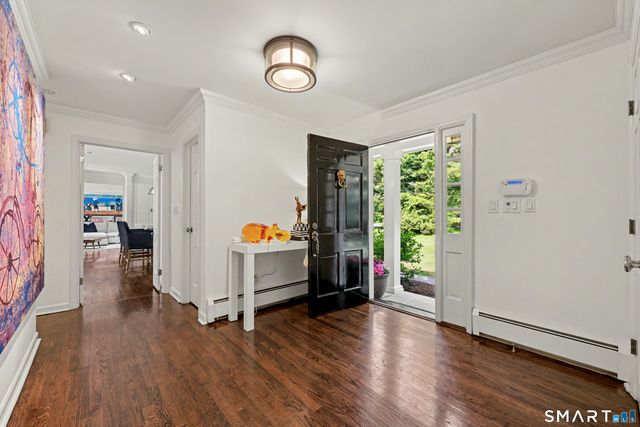 11 Butternut Hollow Road, Greenwich, CT 06830