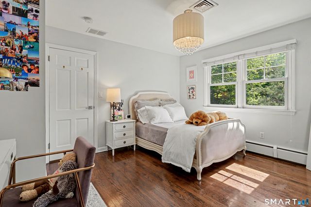 11 Butternut Hollow Road, Greenwich, CT 06830