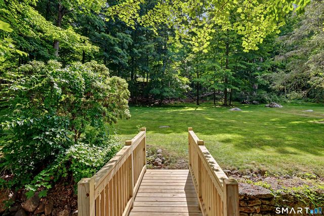 11 Butternut Hollow Road, Greenwich, CT 06830