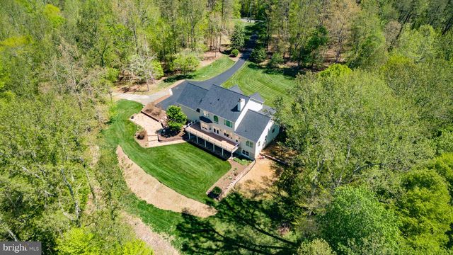 839 QUEEN ANNE DR, Fredericksburg, VA 22406