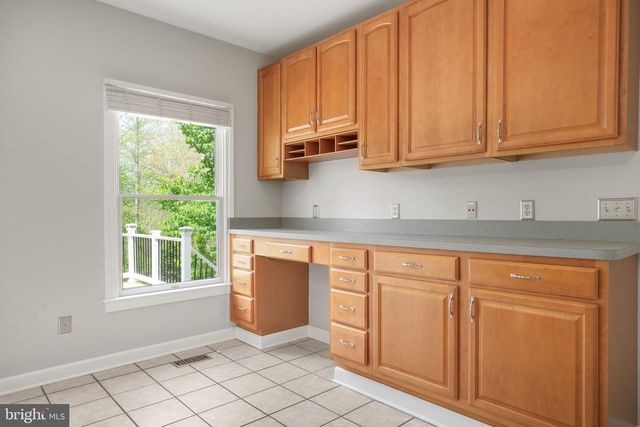 839 QUEEN ANNE DR, Fredericksburg, VA 22406