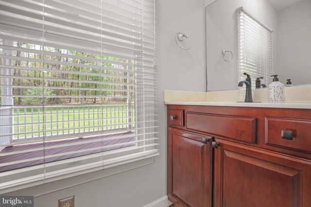 839 QUEEN ANNE DR, Fredericksburg, VA 22406