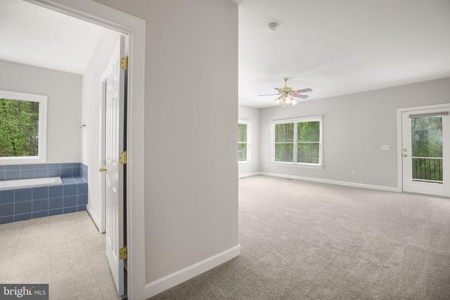 839 QUEEN ANNE DR, Fredericksburg, VA 22406