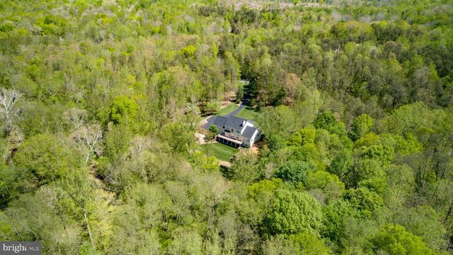 839 QUEEN ANNE DR, Fredericksburg, VA 22406
