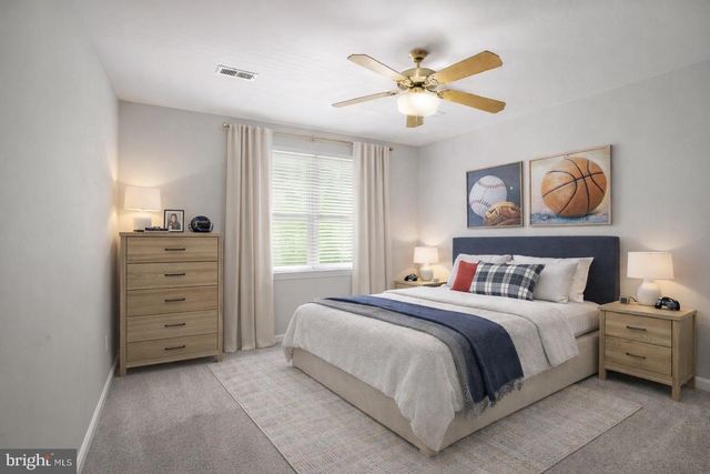 839 QUEEN ANNE DR, Fredericksburg, VA 22406