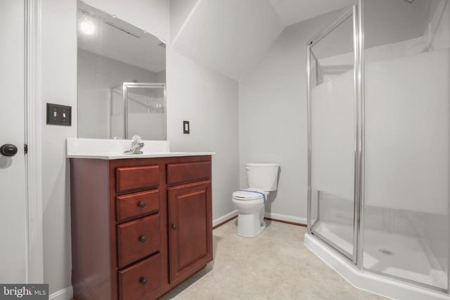 839 QUEEN ANNE DR, Fredericksburg, VA 22406