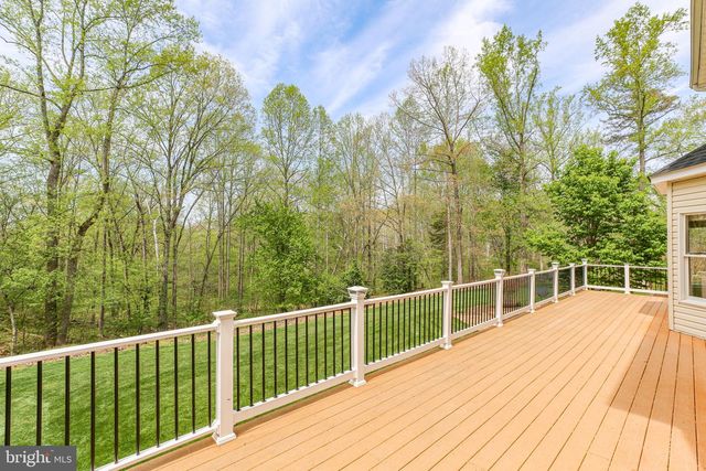 839 QUEEN ANNE DR, Fredericksburg, VA 22406