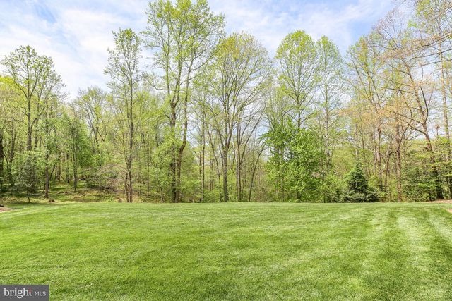 839 QUEEN ANNE DR, Fredericksburg, VA 22406