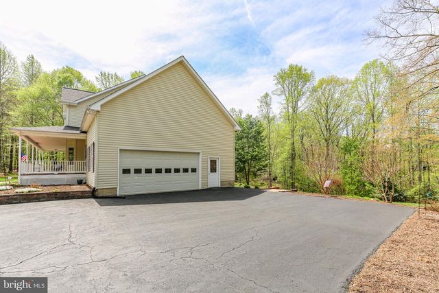 839 QUEEN ANNE DR, Fredericksburg, VA 22406