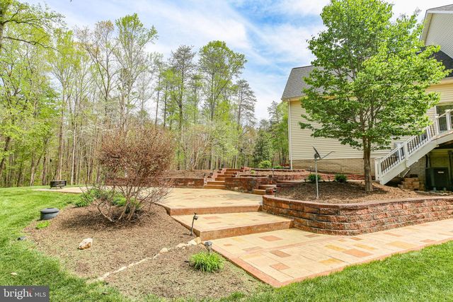 839 QUEEN ANNE DR, Fredericksburg, VA 22406