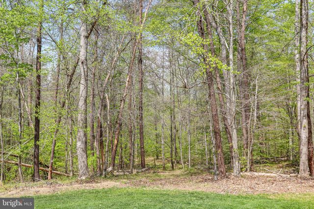 839 QUEEN ANNE DR, Fredericksburg, VA 22406