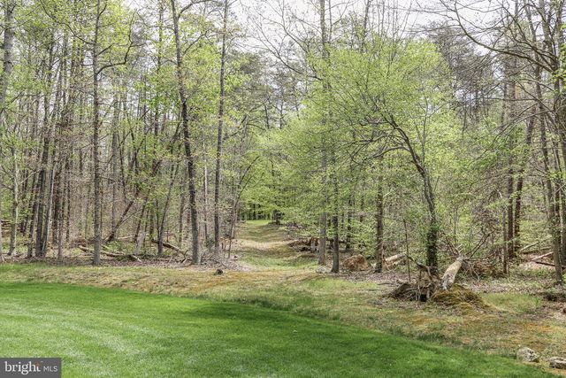 839 QUEEN ANNE DR, Fredericksburg, VA 22406