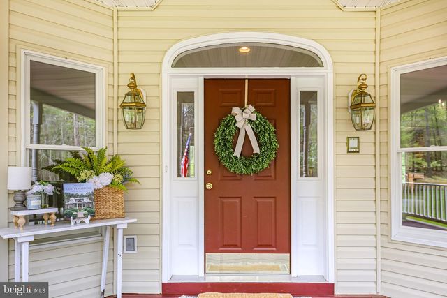 839 QUEEN ANNE DR, Fredericksburg, VA 22406