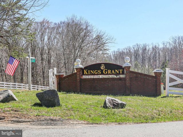 839 QUEEN ANNE DR, Fredericksburg, VA 22406