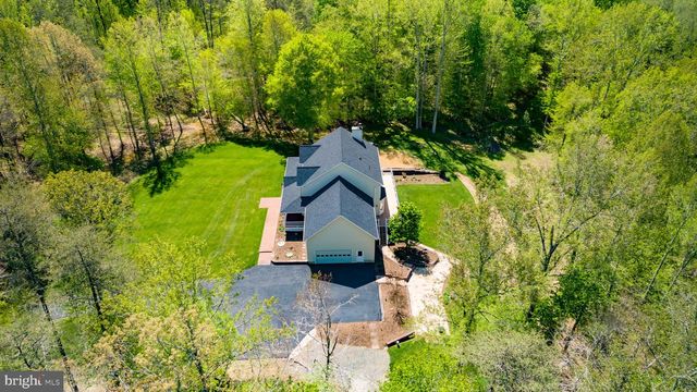 839 QUEEN ANNE DR, Fredericksburg, VA 22406