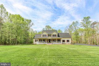 839 QUEEN ANNE DR, Fredericksburg, VA 22406