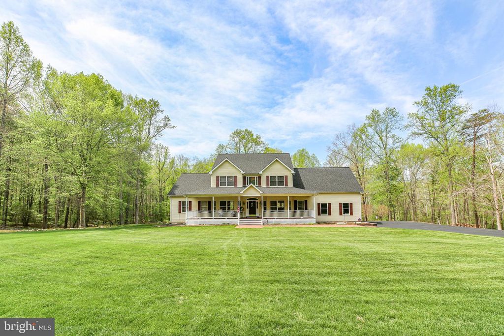 839 QUEEN ANNE DR, Fredericksburg, VA 22406