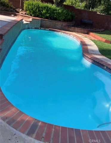2161 Falcon Crest, Riverside, CA 92506