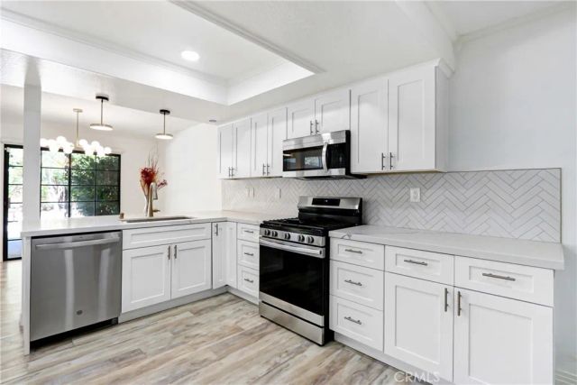 2161 Falcon Crest, Riverside, CA 92506