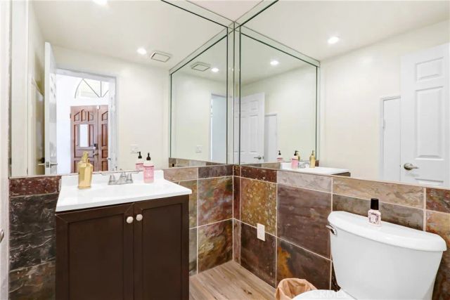 2161 Falcon Crest, Riverside, CA 92506