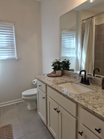 80 SUGALINA VALLEY DR, Oakland, TN 38060