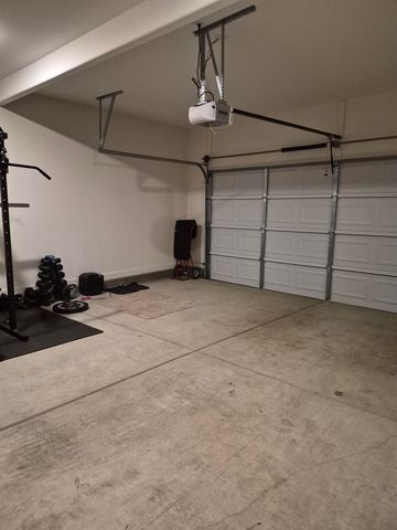 80 SUGALINA VALLEY DR, Oakland, TN 38060