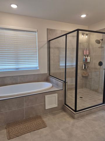 80 SUGALINA VALLEY DR, Oakland, TN 38060