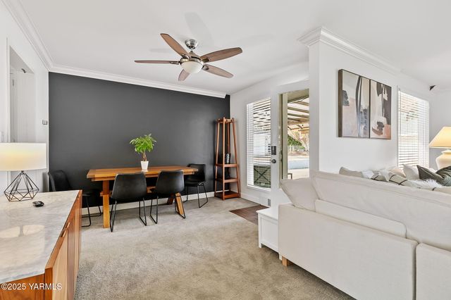 116 N 30th Ave, Yakima, WA 98902