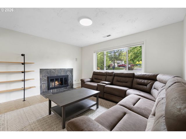 8610 Sw INDIAN HILL Ln, Beaverton, OR 97008