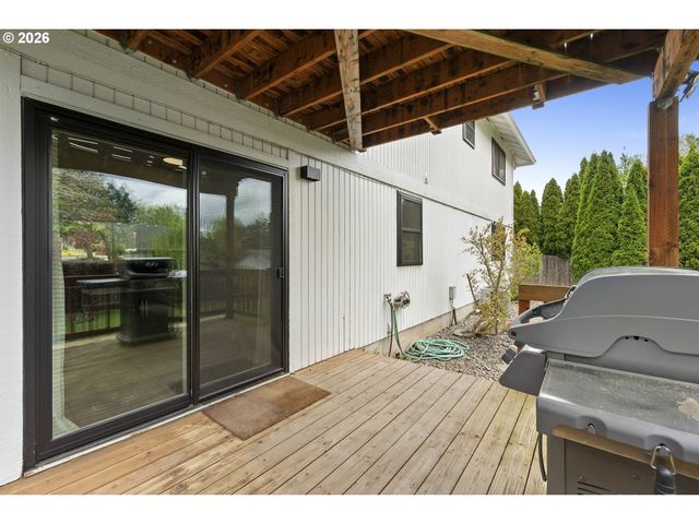 8610 Sw INDIAN HILL Ln, Beaverton, OR 97008