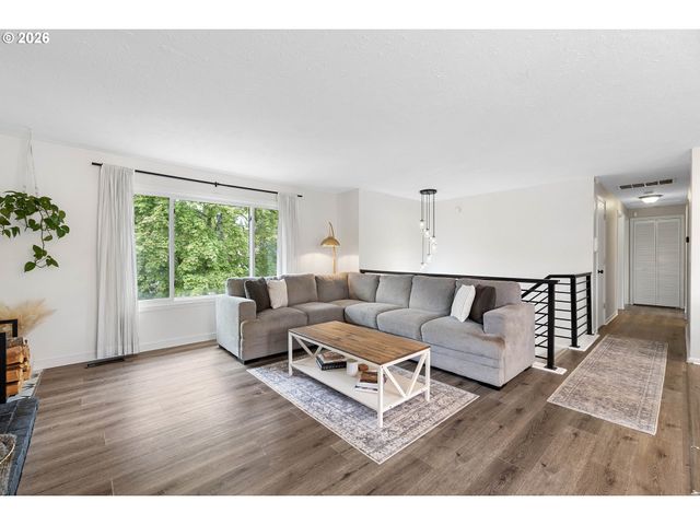 8610 Sw INDIAN HILL Ln, Beaverton, OR 97008