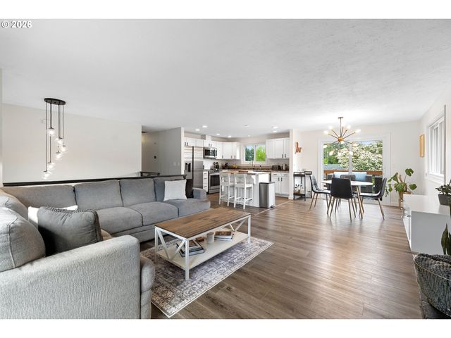 8610 Sw INDIAN HILL Ln, Beaverton, OR 97008