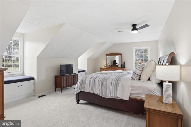 1808 CLOVERMEADOW DR, Vienna, VA 22182