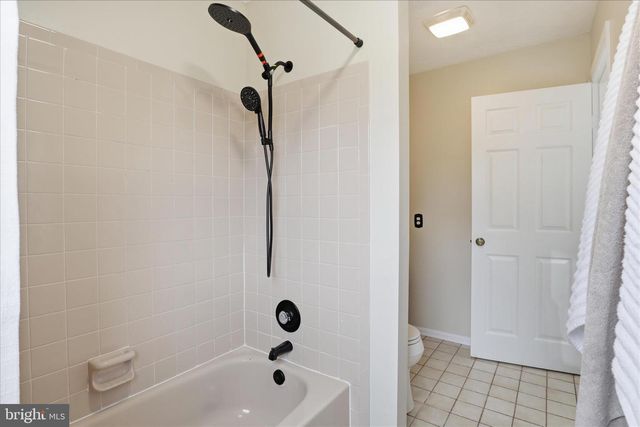 1808 CLOVERMEADOW DR, Vienna, VA 22182