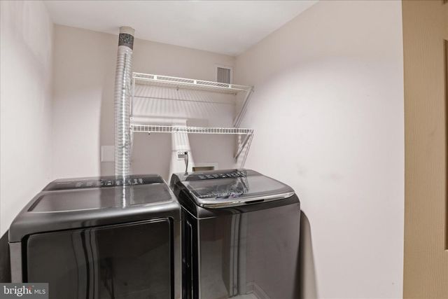 1808 CLOVERMEADOW DR, Vienna, VA 22182